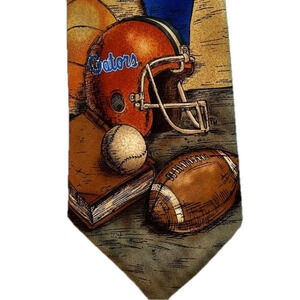 NWT Eagles Wings Florida Gators Football Silk Tie 61”